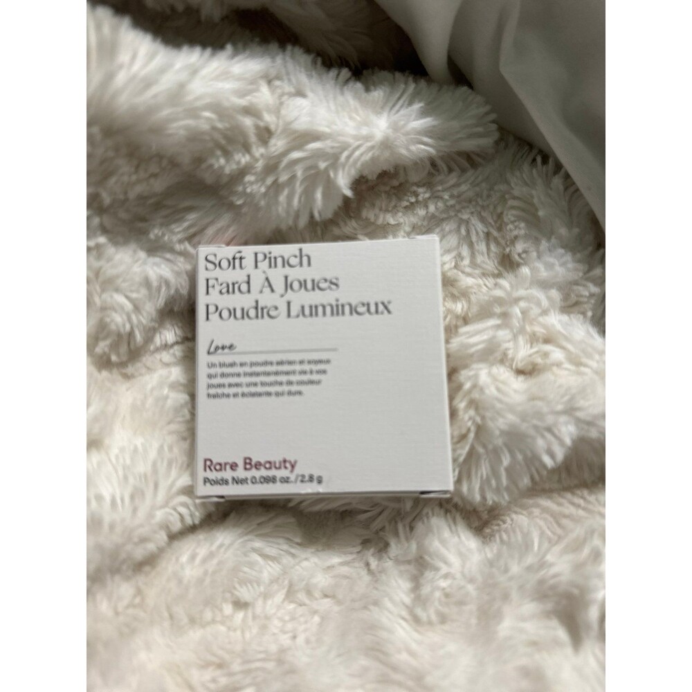 Soft Pinch Luminous Powder Blush love - Picture 4 of 6